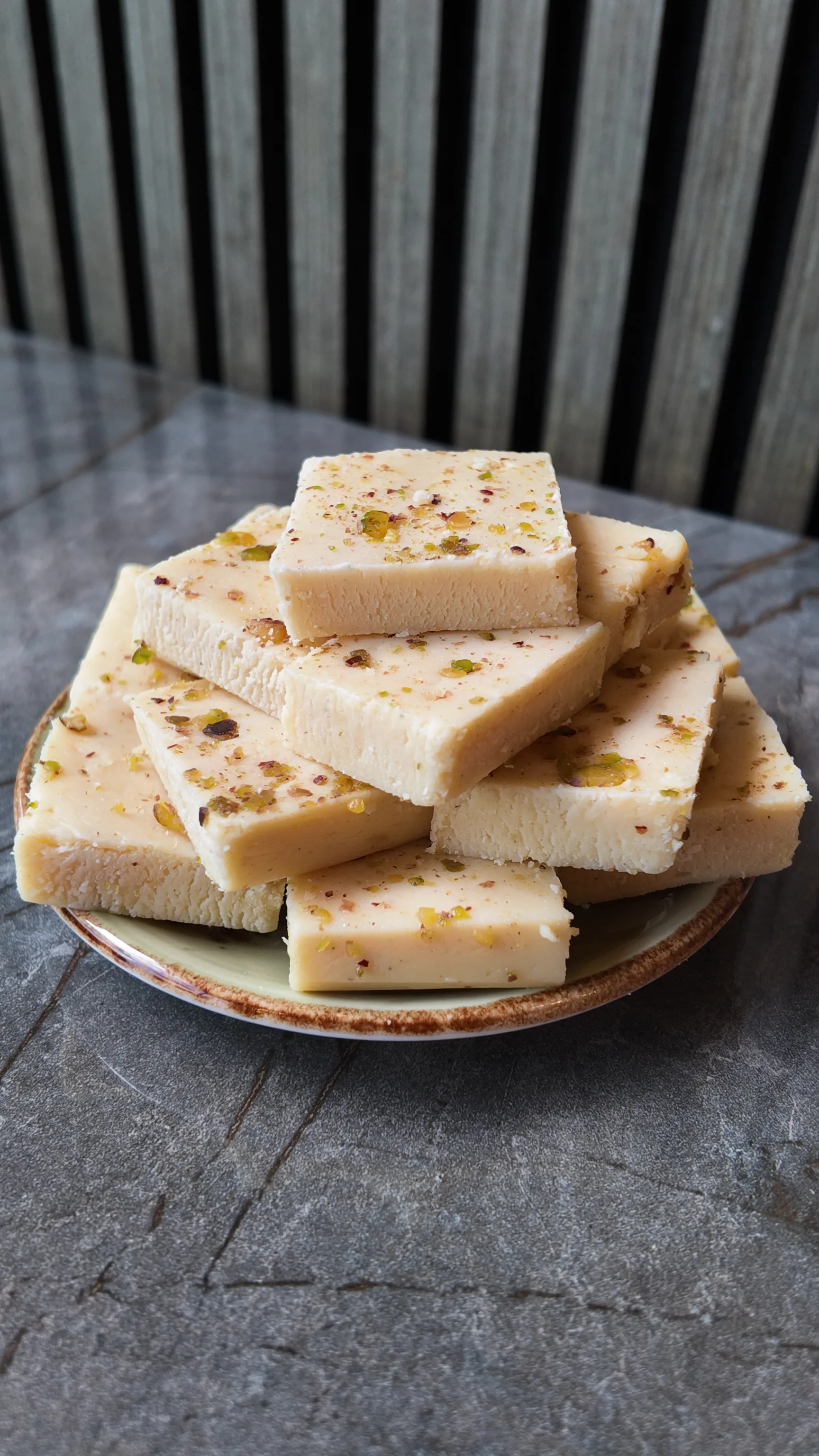 Khoya pista barfi.